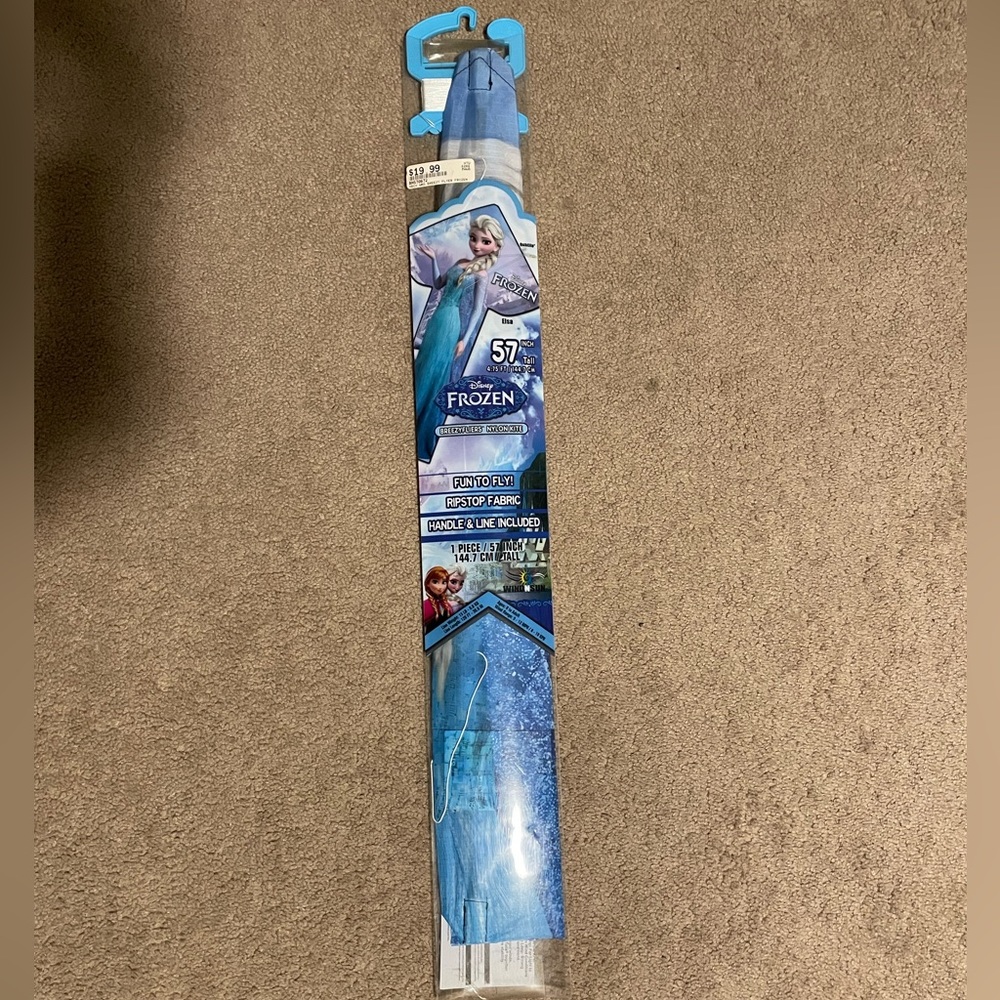 NWT Elsa Frozen Kite